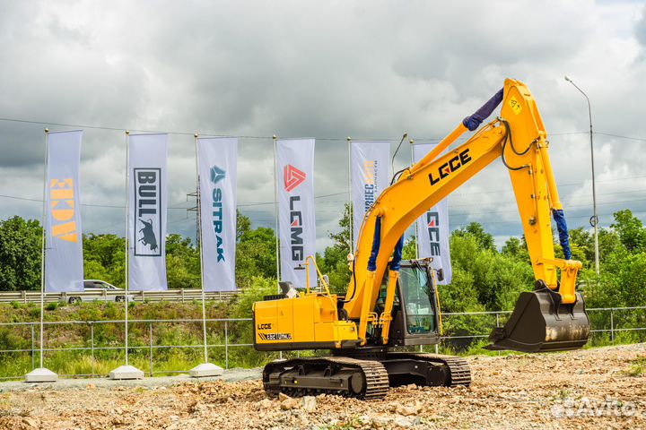 Гусеничный экскаватор LGCE (SDLG) E6210HNLC, 2024