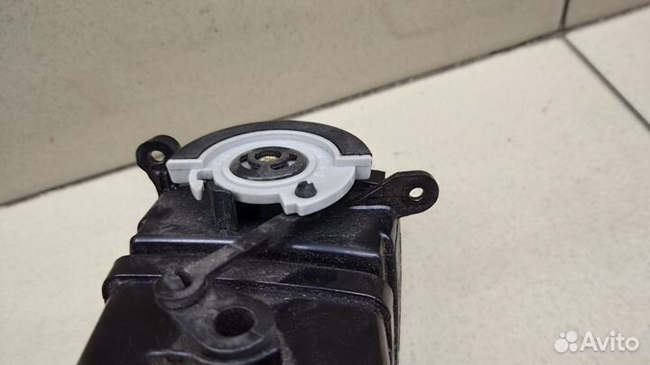 Дефлектор воздушный Elantra 2000-2005