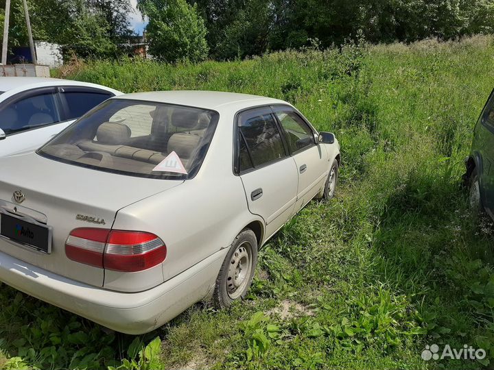 Toyota Corolla 1.5 AT, 2000, 308 000 км