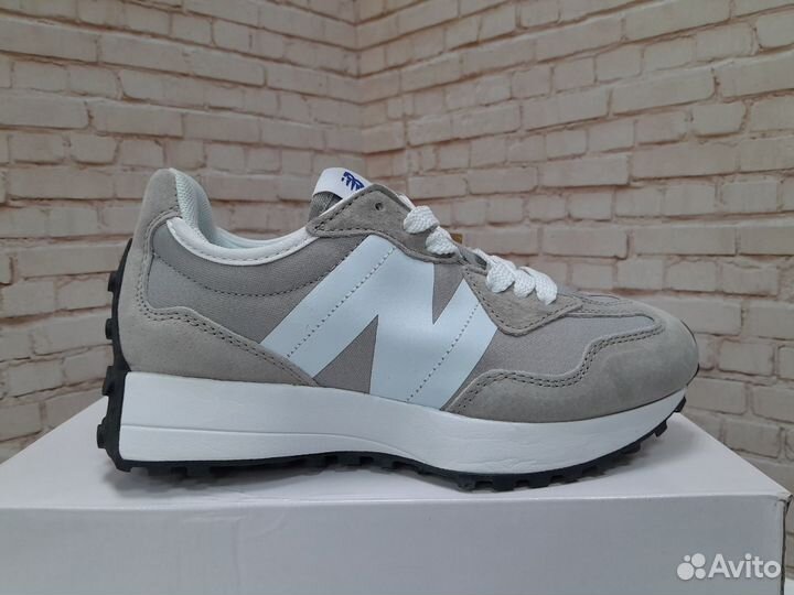 Кроссовки New Balance 327 женские