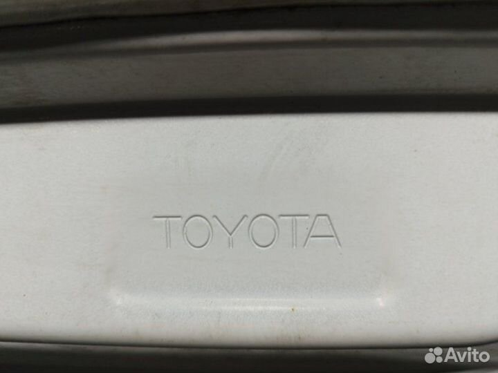 Дверь багажника Toyota Land Cruiser J10 1998-2007