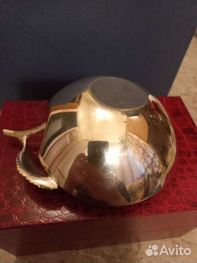 Серебряная вазочка яблоко 925й пробы,131 грамм