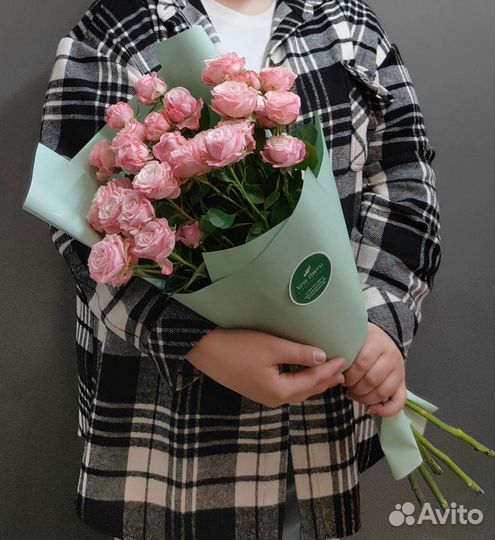 Розы. Кустовые розы. Доставка