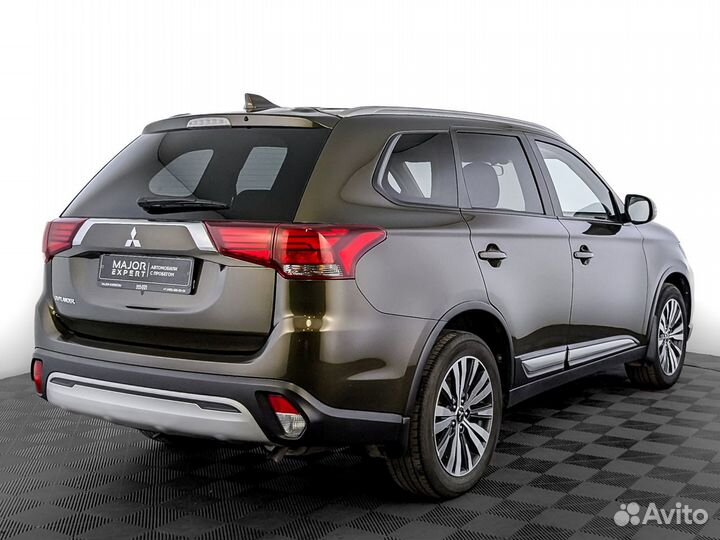 Mitsubishi Outlander 2.0 CVT, 2021, 70 825 км