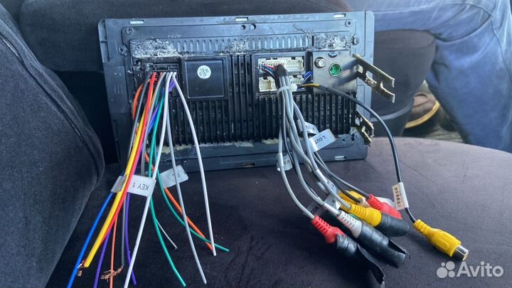 Планшет в машину