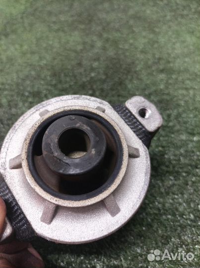 Опора кпп задняя Audi Audi A8 4E 2002-2007