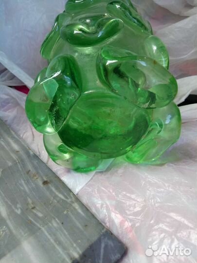 Ваза старинная,зелёного стекла