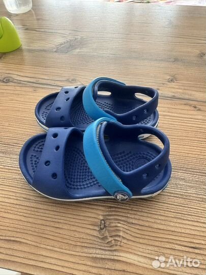 Сандали crocs c 5