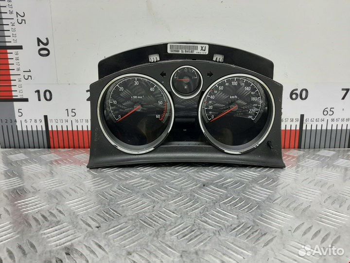 Панель приборная (щиток приборов) для Opel Astra H