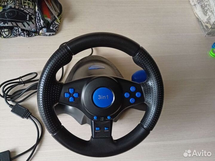 Игровой руль с педалями
