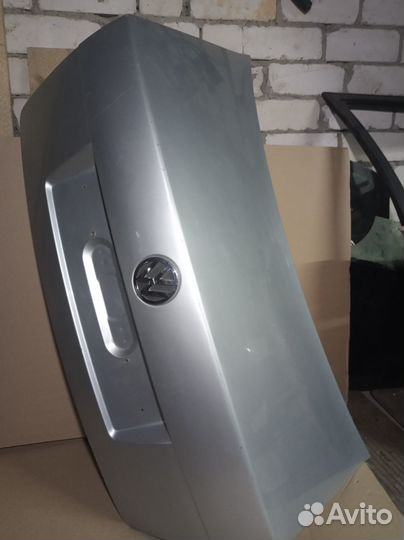 Крышка багажника volkswagen passat b5+седан