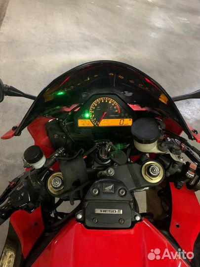 Honda cbr1000rr fireblade
