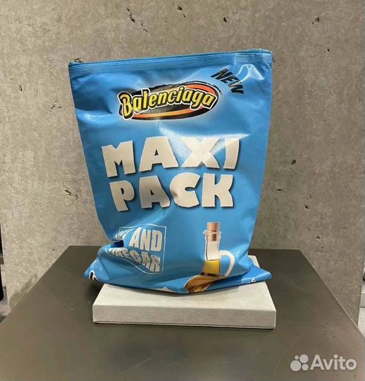 Сумка клатч Balenciaga