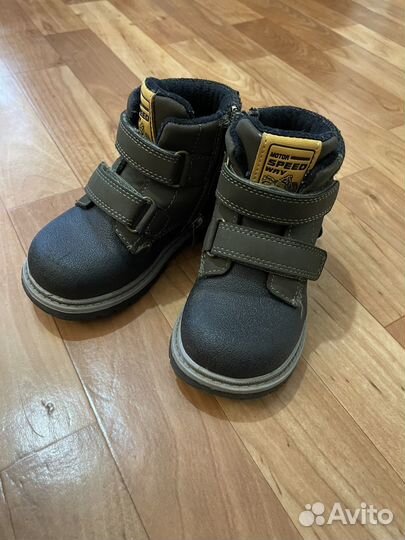 Ботинки демисезонные 24 размер