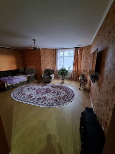 2-к. квартира, 85 м², 1/5 эт.