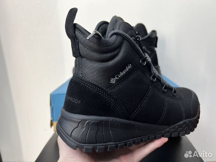 Кроссовки Columbia ботинки montrail omiheat р41-44