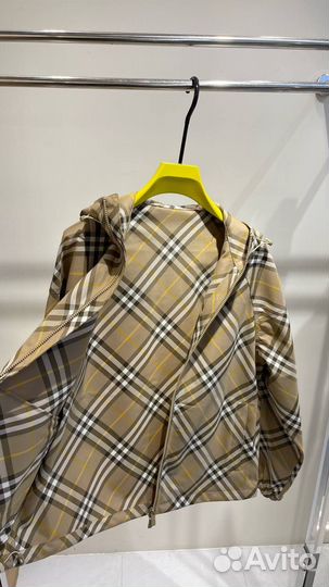 Ветровка Burberry