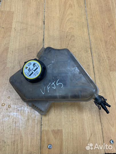 Бачок расширительный Ford Fiesta 2011