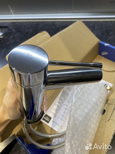 Смеситель grohe essense new 34294001
