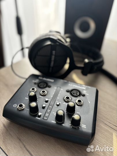 Звуковая карта m-audio m-track