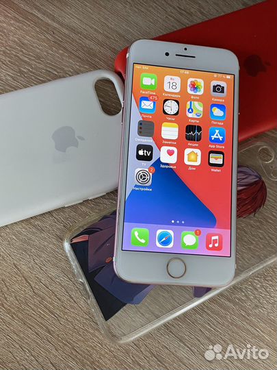 Телефон iPhone 7