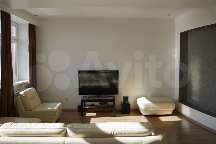 3-к. квартира, 117,3 м², 8/8 эт.