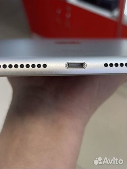 Планшет Apple iPad 2021 64Gb Wi-Fi A2602 10.2