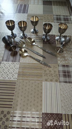 Мельхиоровые рюмки и ложки