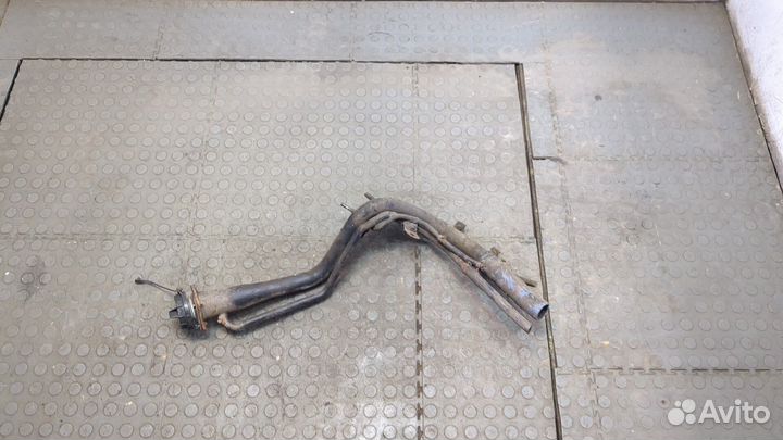 Горловина заливная топливная киа Magentis (Optima)