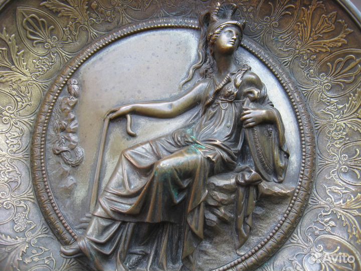 Ваза бронза богиня Франция 19 века