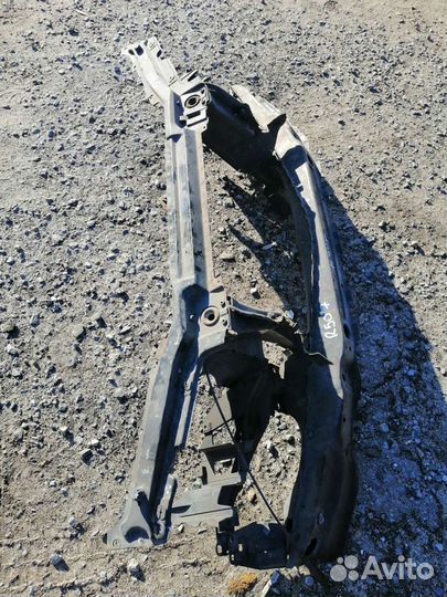 Усилитель переднего бампера BMW Х5 Е53 бмв