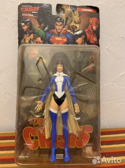 DC Direct: Green Arrow, Zatanna, Dr. Light