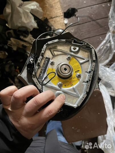 Подушка безопасности в руль fors fiesta mk4