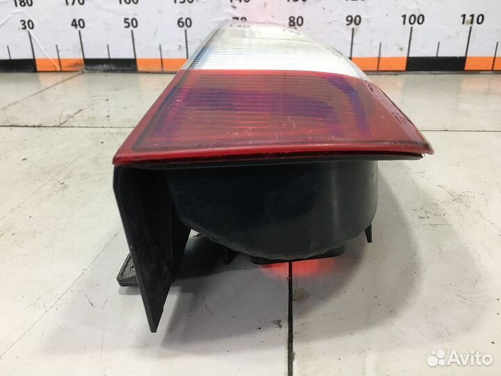 Фонарь задний правый Mercedes W639 Vito Viano