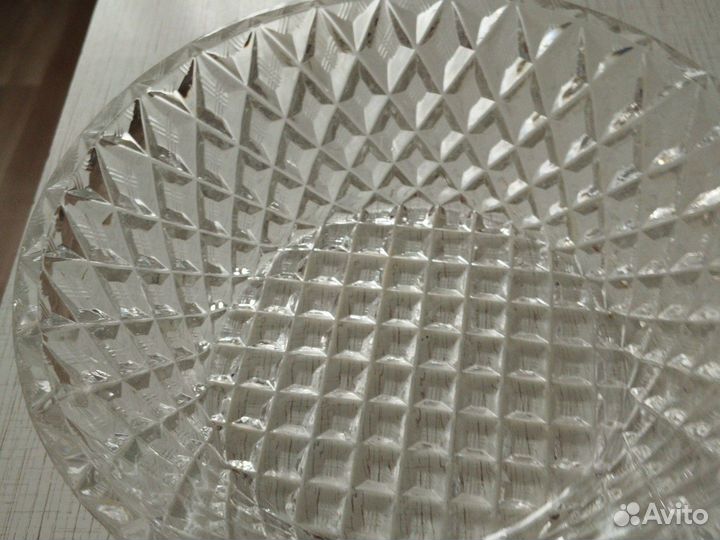 Ваза хрустальная