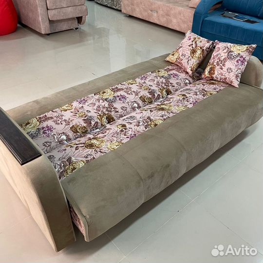 Диван-кровать 