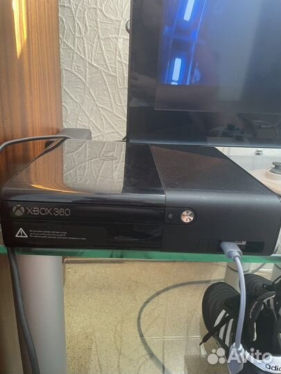 Xbox 360Е 250GB