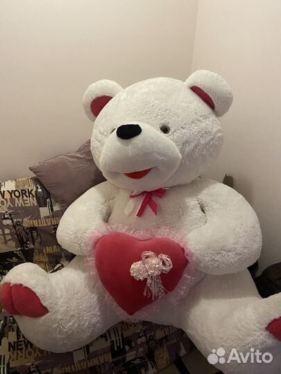 Плюшевый медведь