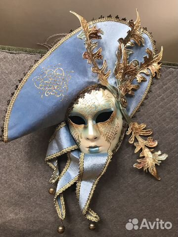 Венецианская карнавальная маска