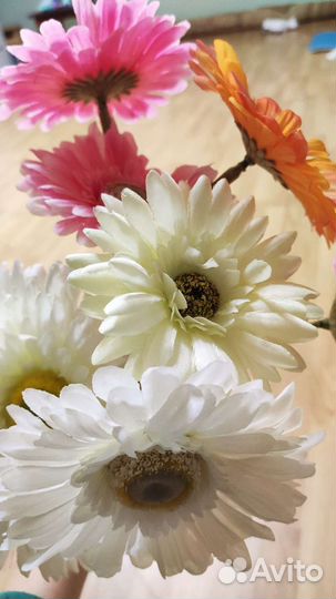 Искусственные цветы герберы
