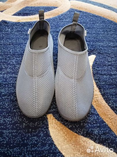 Коралловые тапочки (аквашузы)