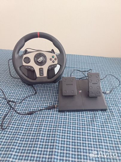 Игровой руль для компьютера