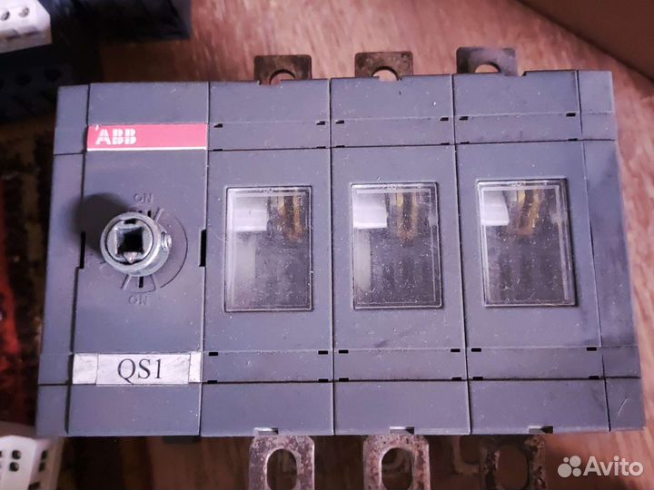 Реверсивный рубильник abb