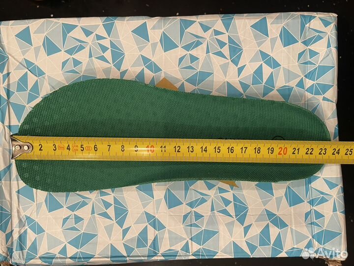 Босоногие женские кроссовки Saguaro