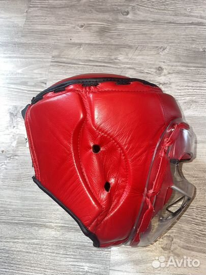 Шлем для мма с пластиковой защитой,б/у