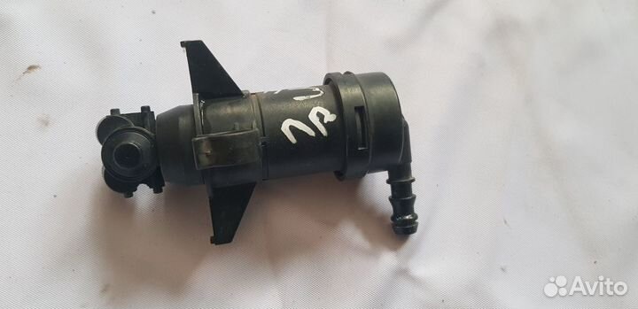 Audi a3 8p Форсунка Омывателя Фар правая