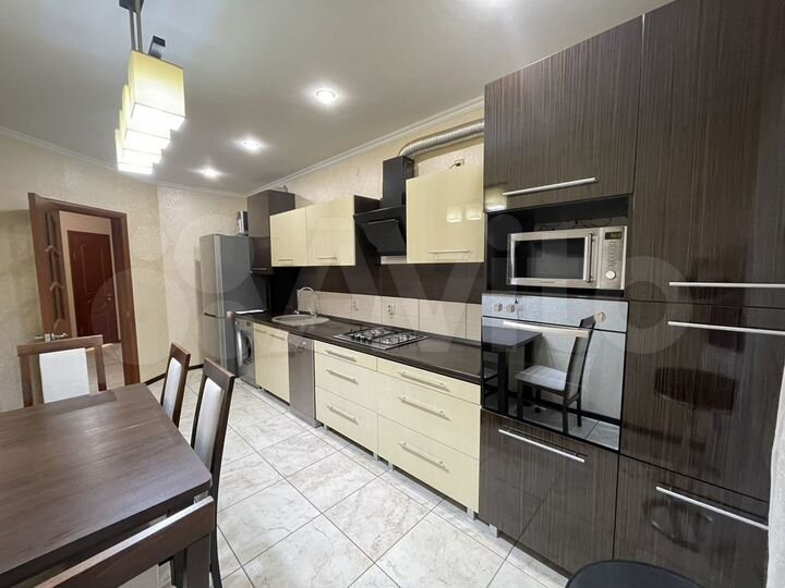 2-к. квартира, 60 м², 6/9 эт.