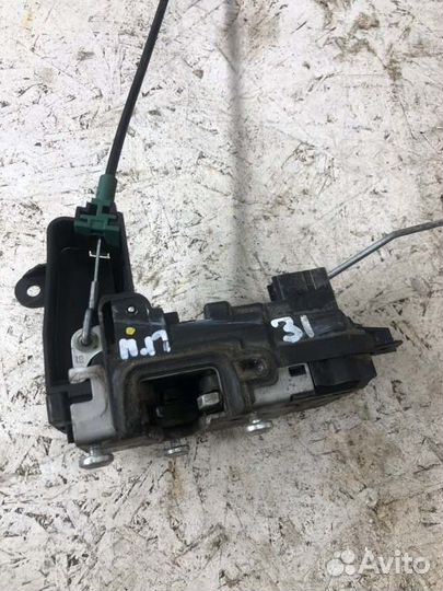 Замок двери передний правый Opel Astra H 1.6