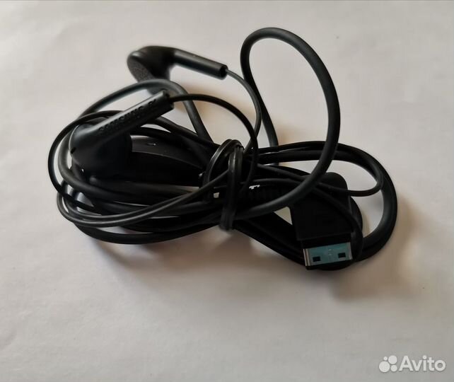 Стереогарнитура Samsung и Nokia