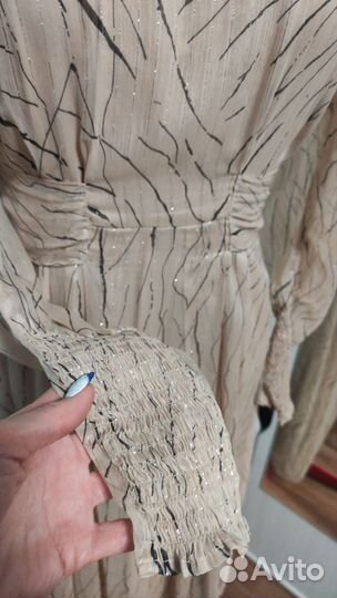 Элегантное женское платье размер S